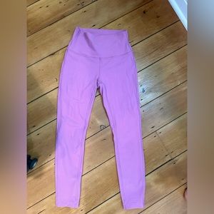 Lululemon Wunder Under 25” Leggings size 4 Magenta Pink glow